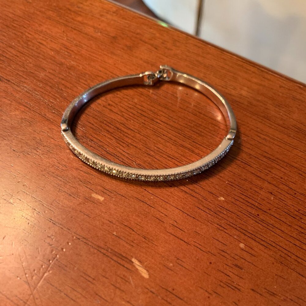 Touchstone crystal bracelet